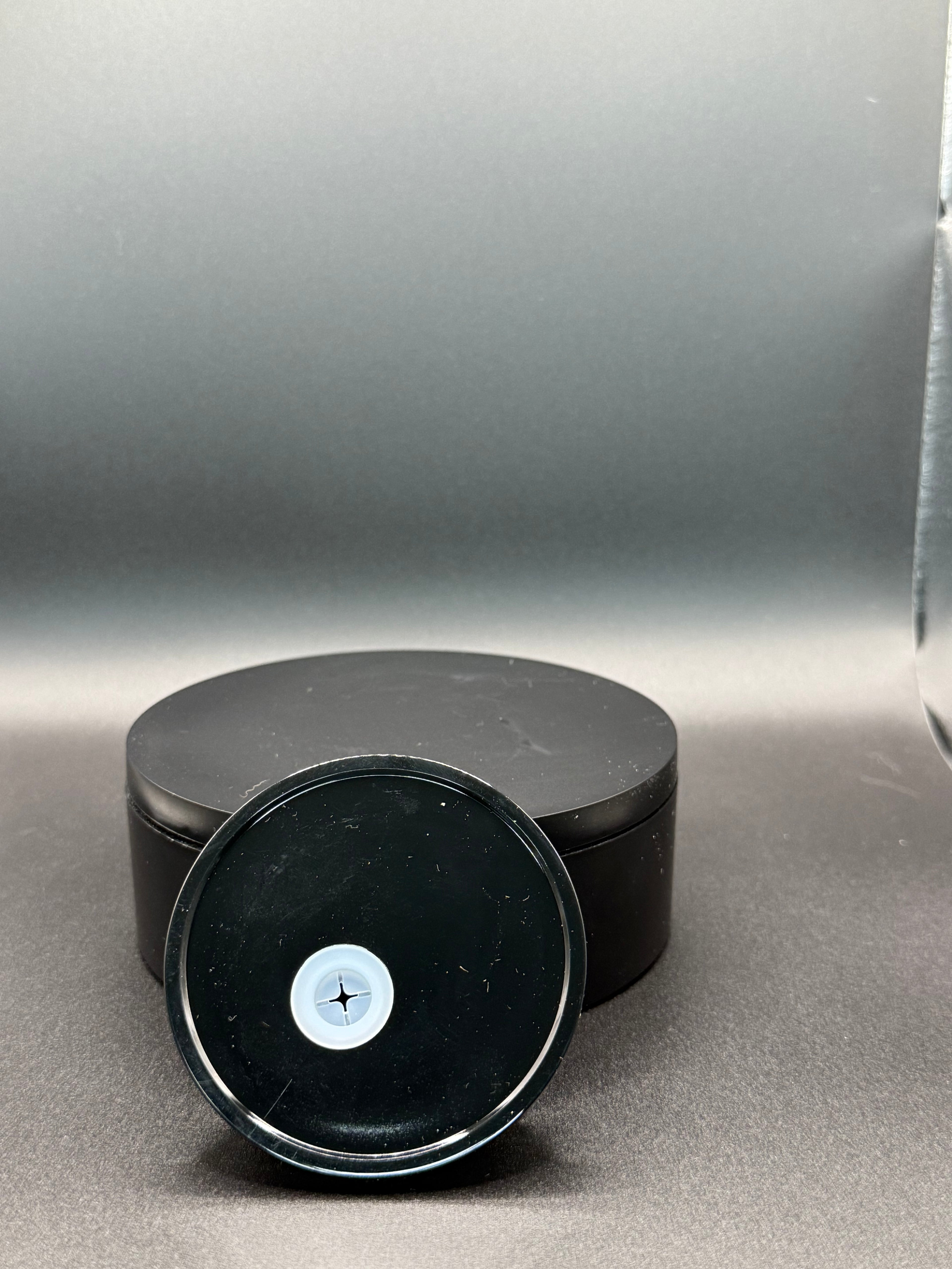 Black Lid
